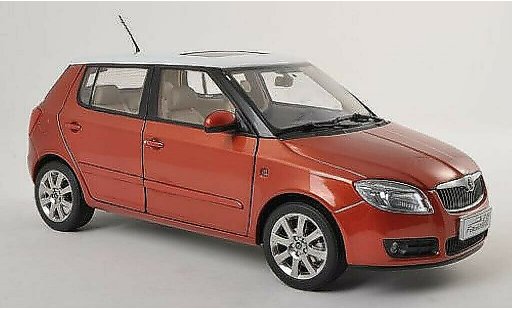 Skoda Fabia Base 1/18 Paudi cuivre/blanche 2008 miniature