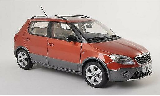 Skoda Fabia Scout 1/18 Paudi rouge 2012 miniature