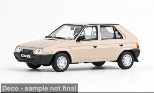 Skoda Favorit 1/43 Abrex 136L beige 1988 1:43 miniature