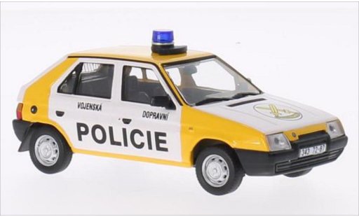 Skoda Favorit Livree Officielle 1/43 Abrex Vojenska Dopravni Policie 1992 blanche/jaune 1987 miniature
