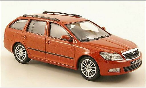 Skoda Octavia Combi 1/43 Abrex metallise orange Avia miniature