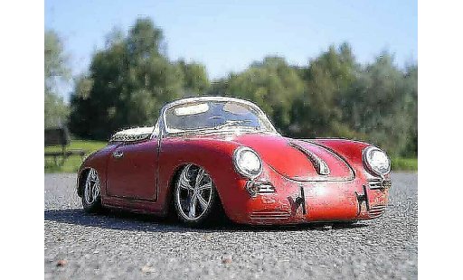 Porsche 356 Base 1/18 Burago old school miniature