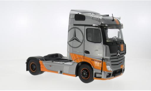 Miniature Mercedes Actros 1/24 Solido Grand Prix Edition grise 2019 1:24 Mercedes Actros 1/24 Solido Grand Prix Edition grise 2019 1:24 miniature
