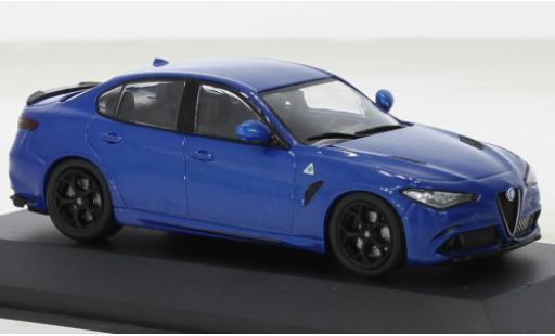 Miniature Alfa Romeo Giulia 1/43 Solido Quadrifoglio metallise bleu 2019 Alfa Romeo Giulia 1/43 Solido Quadrifoglio metallise bleu 2019 miniature