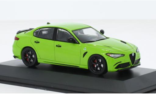 Miniature Alfa Romeo Giulia 1/43 Solido Quadrifoglio metallise la chaux Alfa Romeo Giulia 1/43 Solido Quadrifoglio metallise la chaux miniature