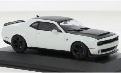 Miniature Dodge Challenger 1/43 Solido SRT Demon V8 6.2 blanche/noire 2018 Dodge Challenger 1/43 Solido SRT Demon V8 6.2 blanche/noire 2018 miniature