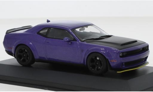 Miniature Dodge Challenger 1/43 Solido SRT Demon V8 6.2 metallise lila/noire 2018 Dodge Challenger 1/43 Solido SRT Demon V8 6.2 metallise lila/noire 2018 miniature