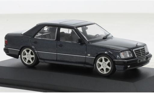 Mercedes Classe E 1/43 Solido E60 (W124) AMG metallise anthracite 1990 miniature