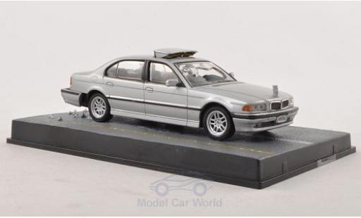 Miniature Bmw 750 1/43 SpecialC iL (E38) grise James Bond 007 Tomorrow Never Dies ohne Vitrine Bmw 750 1/43 SpecialC iL (E38) grise James Bond 007 Tomorrow Never Dies ohne Vitrine miniature