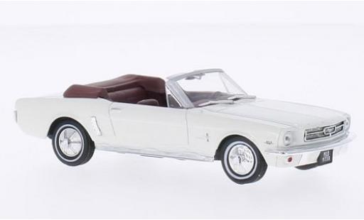Miniature Ford Mustang 1/43 SpecialC Cabriolet blanche James Bond 007 Goldfinger ohne Vitrine Ford Mustang 1/43 SpecialC Cabriolet blanche James Bond 007 Goldfinger ohne Vitrine miniature