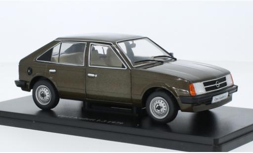Miniature Opel Kadett 1/24 SpecialC .-128 D 1.3 metallise marron 1979 1:24 Opel Kadett 1/24 SpecialC .-128 D 1.3 metallise marron 1979 1:24 miniature
