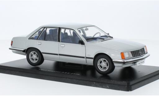 Miniature Opel Senator 1/24 SpecialC .-128 3.0E d 1978 Opel Senator 1/24 SpecialC .-128 3.0E d 1978 miniature