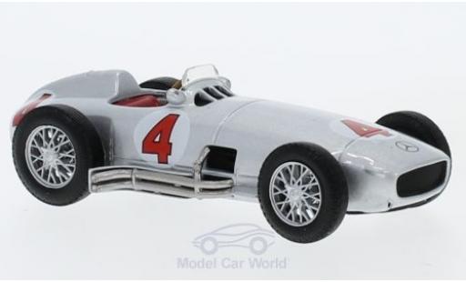 Mercedes W 196 1/43 SpecialC R No.4 Formel 1 1954 ohne Vitrine miniature