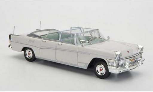 Miniature Zil 111 1/43 SpecialC ZIL -V Leonid Iljitsch Breschnew 1966 sans Vitrine Zil 111 1/43 SpecialC ZIL -V Leonid Iljitsch Breschnew 1966 sans Vitrine miniature