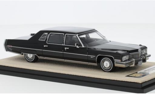 Miniature Cadillac Fleetwood 1/43 Stamp Models 75 Limousine noire 1973 Cadillac Fleetwood 1/43 Stamp Models 75 Limousine noire 1973 miniature
