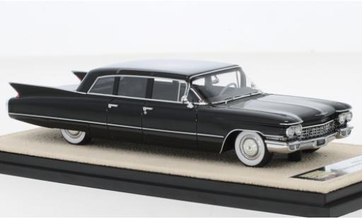 Miniature Cadillac Fleetwood 1/43 Stamp Models 75 Limousine noire 1960 Cadillac Fleetwood 1/43 Stamp Models 75 Limousine noire 1960 miniature