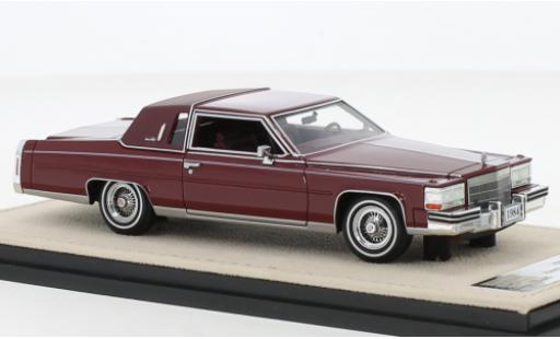 Miniature Cadillac Fleetwood 1/43 Stamp Models Brougham Coupe rouge 1984 Cadillac Fleetwood 1/43 Stamp Models Brougham Coupe rouge 1984 miniature
