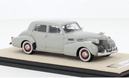 Miniature Cadillac Fleetwood 1/43 Stamp Models Sixty Special gris clair 1940 Cadillac Fleetwood 1/43 Stamp Models Sixty Special gris clair 1940 miniature
