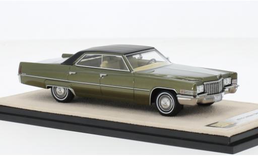 Cadillac Sedan 1/43 Stamp Models DeVille metallise vert/noire 1970 miniature
