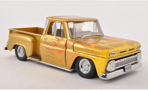 Miniature Chevrolet C-10 1/18 Sun Star Stepside Pick Up Low Rider gold/Dekor 1965 Chevrolet C-10 1/18 Sun Star Stepside Pick Up Low Rider gold/Dekor 1965 miniature