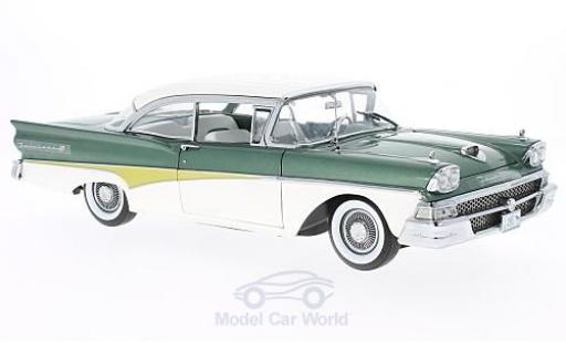 Miniature Ford Fairline 1958 1/18 Sun Star Failane 500 HardTop metallise verte/blanche 1958 Ford Fairline 1958 1/18 Sun Star Failane 500 HardTop metallise verte/blanche 1958 miniature