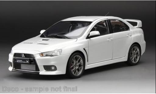 Mitsubishi Lancer 1/18 Sun Star Evolution X blanche 1:18 miniature