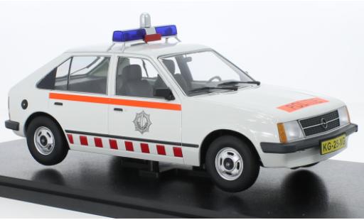 Miniature Opel Kadett 1/18 Triple 9 Collection D Politie (NL) Opel Kadett 1/18 Triple 9 Collection D Politie (NL) miniature
