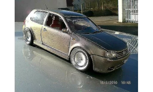 Volkswagen Golf R32 1/18 Revell tdi german look kit carrosserie miniature