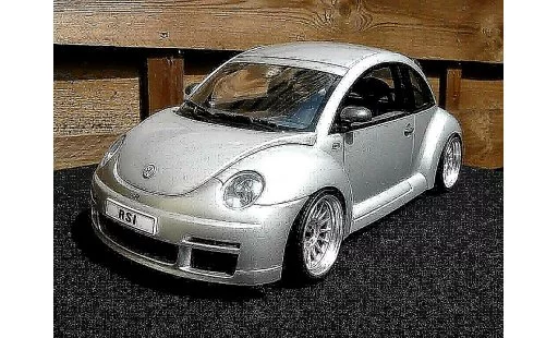 Volkswagen New Beetle RSI 1/18 Autoart r miniature