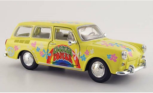 Volkswagen 1600 Variant 1/24 Maisto jaune avec Dekor miniature
