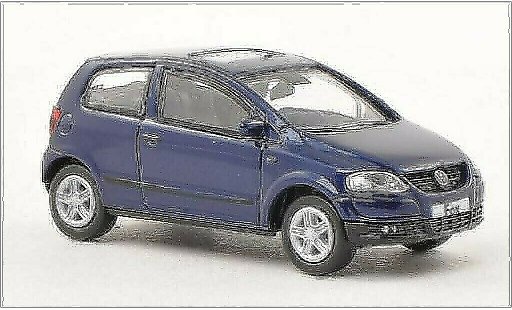 Volkswagen Fox Base 1/87 Norev bleu 2005 miniature