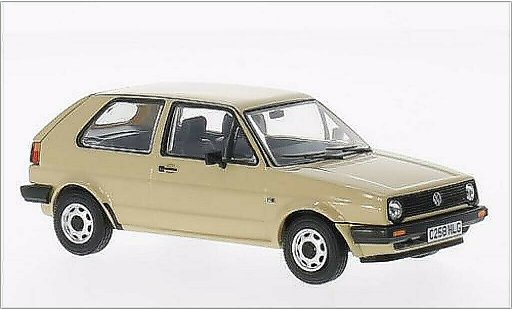 Volkswagen Golf Base 1/43 Vanguards 1.3C beige RHD miniature