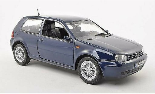 Volkswagen Golf GTI 1/18 Revell bleu 3-Turer 1997 miniature