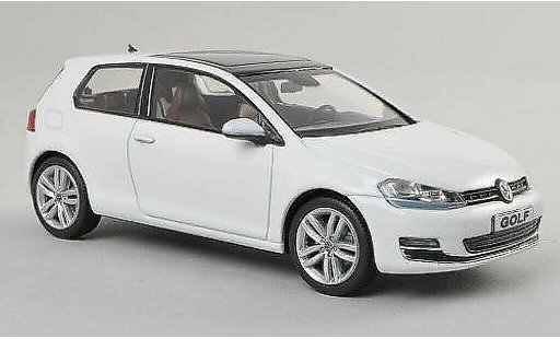 Volkswagen Golf Base 1/43 Herpa blanche 3-Turer miniature