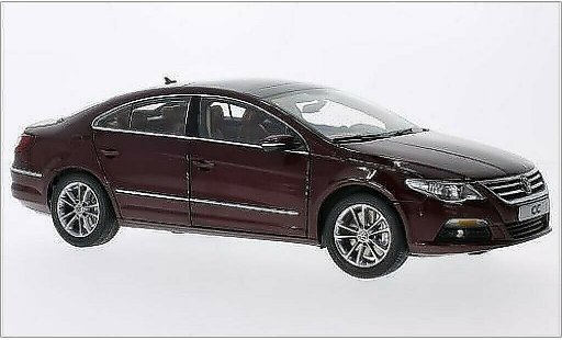 Volkswagen Passat CC 1/18 Paudi metallise rouge 2011 miniature