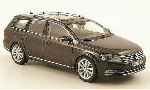 Volkswagen Passat B7 1/43 Schuco Variant anthracite 2010 miniature