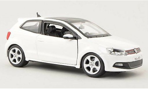 Volkswagen Polo GTI 1/24 Burago V blanche miniature