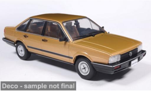 Volkswagen Santana 1/24 WhiteBox beige 1985 1:24 miniature