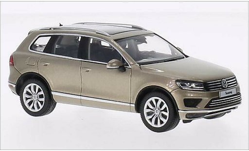 Volkswagen Touareg Base 1/43 Herpa II metallise beige 2014 miniature