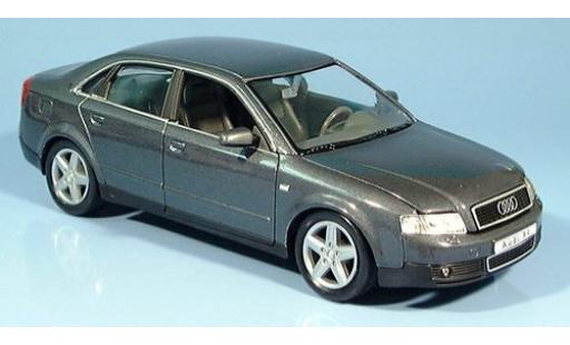 Miniature Audi A4 1/24 Welly met. grise 1:24 Audi A4 1/24 Welly met. grise 1:24 miniature
