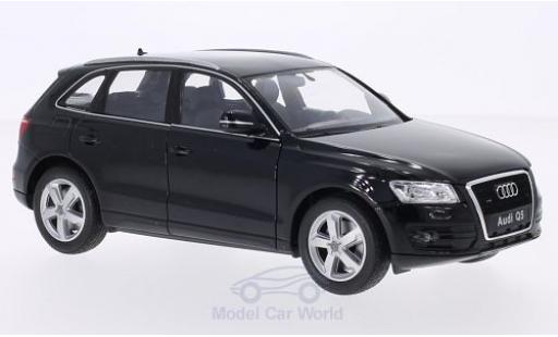 Miniature Audi Q5 1/24 Welly metallise noire Audi Q5 1/24 Welly metallise noire miniature