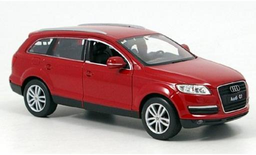 Miniature Audi Q7 1/24 Welly rouge 1:24 Audi Q7 1/24 Welly rouge 1:24 miniature
