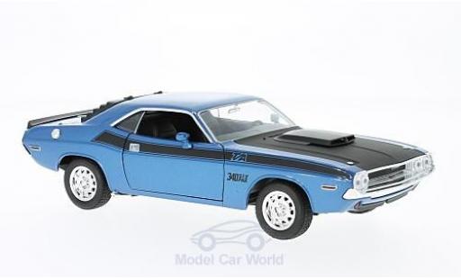 Miniature Dodge Challenger 1/24 Welly T/A metallise bleue/noire 1970 Dodge Challenger 1/24 Welly T/A metallise bleue/noire 1970 miniature