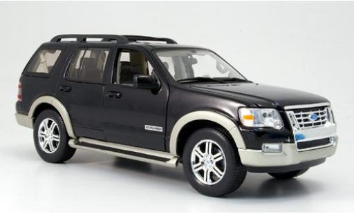 Miniature Ford Explorer 1/18 Welly noire Eddie Bauer 2006 1:18 Ford Explorer 1/18 Welly noire Eddie Bauer 2006 1:18 miniature