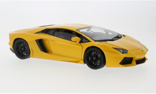 Miniature Lamborghini Aventador 1/18 Welly LP 700-4 jaune 2011 1:18 Lamborghini Aventador 1/18 Welly LP 700-4 jaune 2011 1:18 miniature