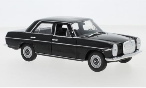 Miniature Mercedes 220 1/24 Welly (W115) noire 1968 Mercedes 220 1/24 Welly (W115) noire 1968 miniature