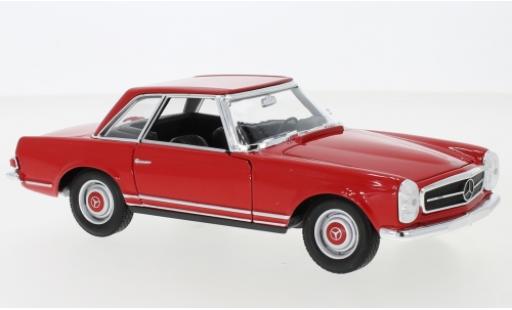 Miniature Mercedes 230 1/24 Welly SL (W113) rouge 1963 Mercedes 230 1/24 Welly SL (W113) rouge 1963 miniature