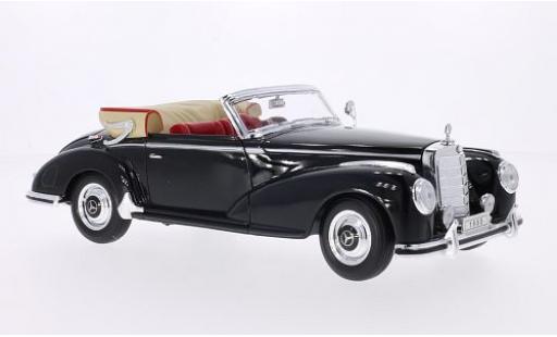 Miniature Mercedes 300 1/18 Welly S Cabriolet noire 1955 1:18 Mercedes 300 1/18 Welly S Cabriolet noire 1955 1:18 miniature