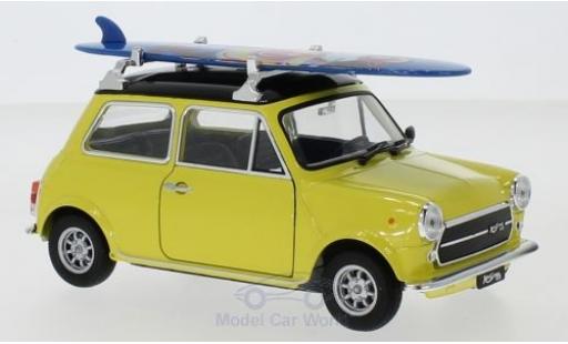 Miniature Mini Cooper 1/24 Welly 1300 jaune/noire 1974 Surfboard Mini Cooper 1/24 Welly 1300 jaune/noire 1974 Surfboard miniature