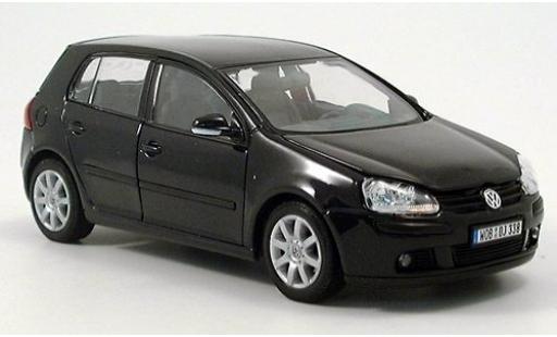 Miniature Volkswagen Golf 1/24 Welly V noire 2004 1:24 Volkswagen Golf 1/24 Welly V noire 2004 1:24 miniature